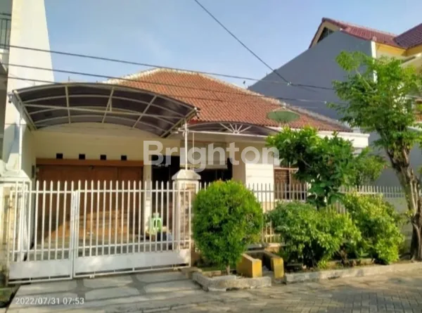 image MOJOARUM RUMAH CANTIK, JALAN LEBAR 3 MOBIL (8)