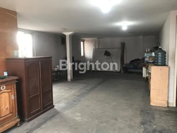 image RUMAH MEWAH BERNUASA ASRI DAN NYAMAN (8)