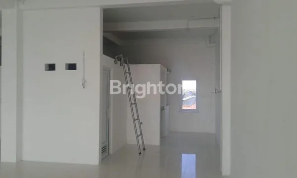 image RUKO STRATEGIS DI DHARMAHUSADA, SURABAYA  TIMUR (5)