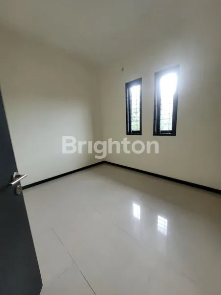 image RUMAH BARU RENOVASI DI PAKUWON CITY SURABAYA DEKAT PCM ITS UNAIR SUTOREJO MULYOSARI (2)