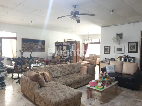 image RUMAH EXTRA TANAH LUAS LOKASI REMPOA (2)