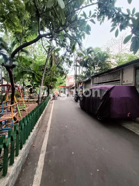 image RUMAH DI CIDENG (3)