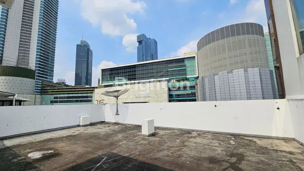 image DISEWAKAN RUKO 2GANDENG 6,5LANTAI STRATEGIS DI JAKARTA PUSAT (4)
