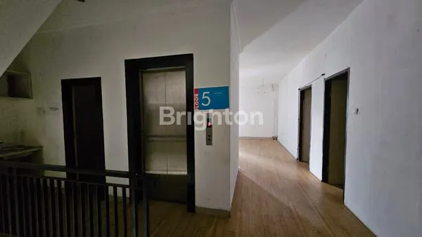 image DISEWAKAN RUKO 2GANDENG 6,5LANTAI STRATEGIS DI JAKARTA PUSAT (6)