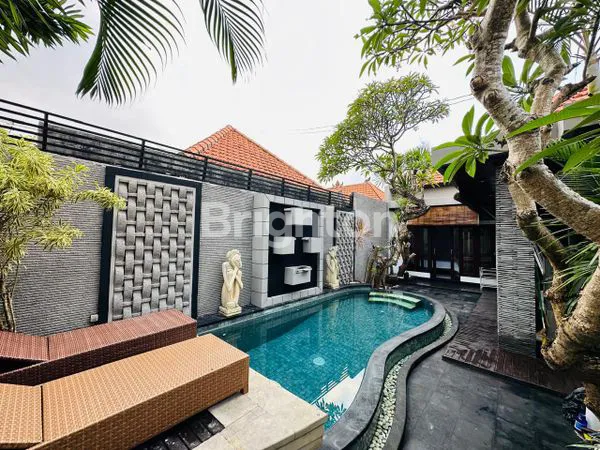 image VILLA FOR RENT AT KEROBOKAN NEAR KUTA SEMINYAK CANGGU (1)