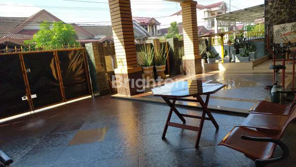 RUMAH MEWAH HOOK 6KT DI MENTENG INDAH - SIAP HUNI, SECURITY 24JAM