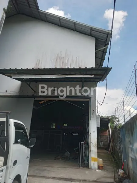 GUDANG PINGGIR JALAN UTAMA PUNCAK SEKUNING, PALEMBANG