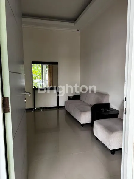 image RUMAH FULL FURNISHED MINIMALIS MODERN SIAP HUNI DEKAT DENGAN RAYA MERR, KEPUTIH, MULYOSARI, WONOREJO (2)