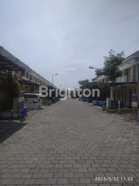 image READY SIAP HUNI RUMAH 2 LANTAI SURABAYA (7)