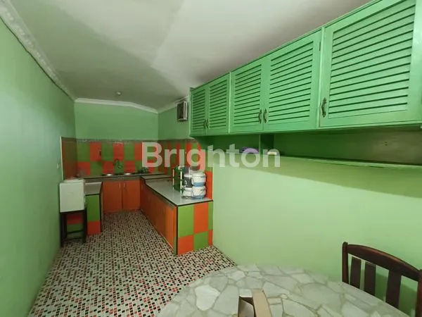 image RUMAH HOOK MEWAH + 12 KAMAR KOST AKTIF DI TAMAN SARI SUDIRMAN (4)