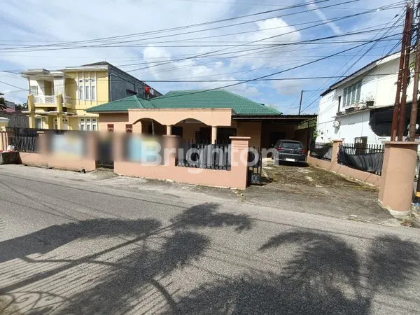 image RUMAH HOOK MEWAH + 12 KAMAR KOST AKTIF DI TAMAN SARI SUDIRMAN (2)