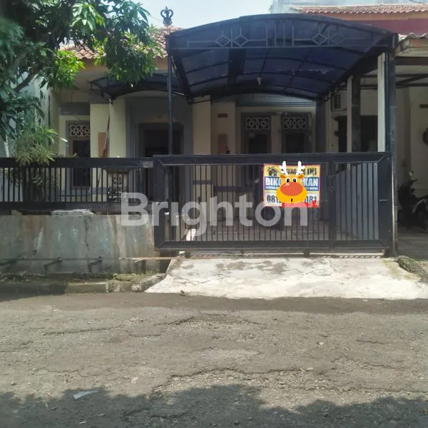 image RUMAH DISEWAKAN LOKASI BAGUS DALAM CLUSTER (1)