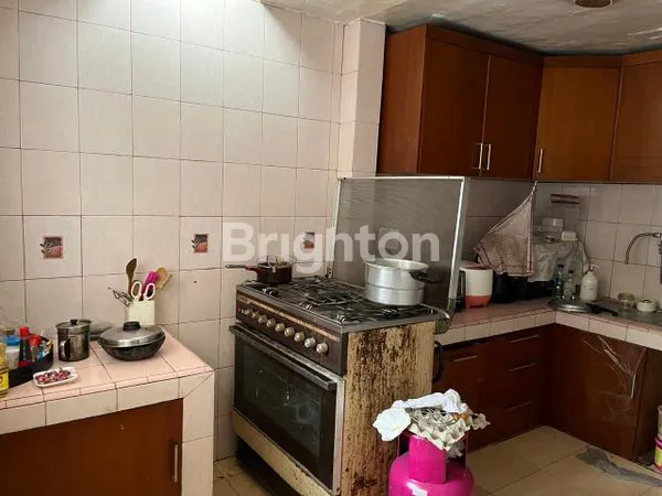 image RUMAH STRATEGIS DI TAMAN DUTA DEPOK (6)