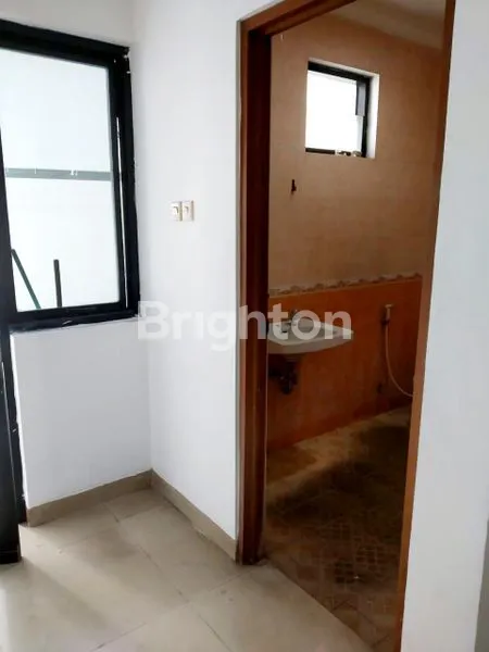 image RUKO GANDENG 5 TOMANG UTARA JAKARTA BARAT (7)