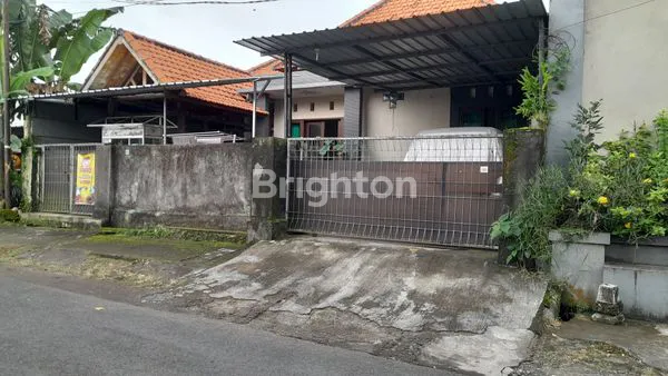 image RUMAH LANTAI SATU DENGAN LOKASI DEKAT SEKOLAH TAMAN RAMA  DENGAN LINGKUNGAN DAN SUASANA NYAMAN  (2)