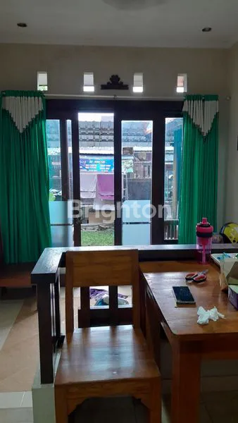 image RUMAH LANTAI SATU DENGAN LOKASI DEKAT SEKOLAH TAMAN RAMA  DENGAN LINGKUNGAN DAN SUASANA NYAMAN  (4)