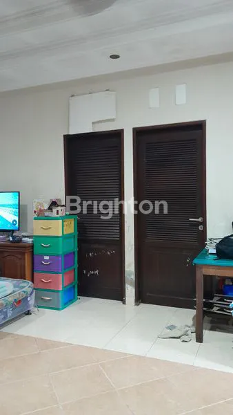 image RUMAH LANTAI SATU DENGAN LOKASI DEKAT SEKOLAH TAMAN RAMA  DENGAN LINGKUNGAN DAN SUASANA NYAMAN  (5)