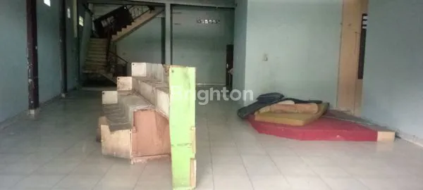 image RUKO PINGGIR JALAN BESAR SETIABUDI DEKAT KAMPUS UNIKA MEDAN (6)