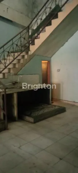 image RUKO PINGGIR JALAN BESAR SETIABUDI DEKAT KAMPUS UNIKA MEDAN (8)