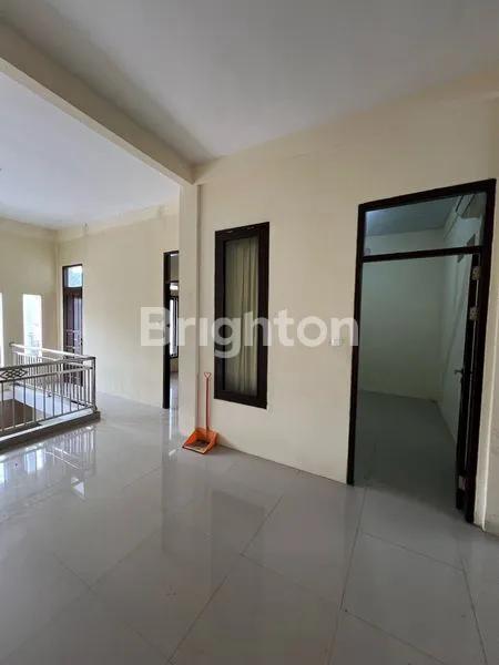 image RUMAH SIAP HUNI TENGAH KOTA (6)