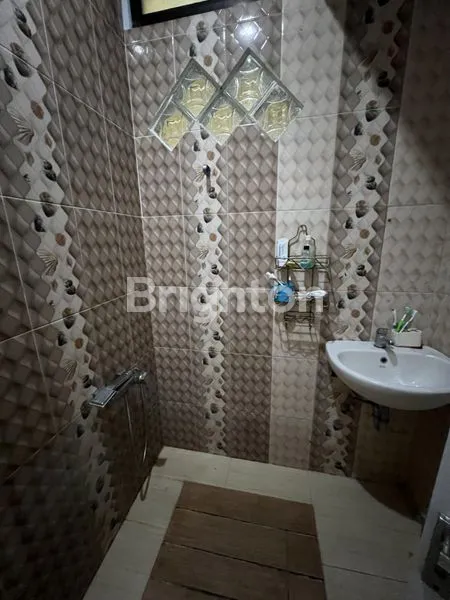 image RUMAH SIAP HUNI TENGAH KOTA (8)