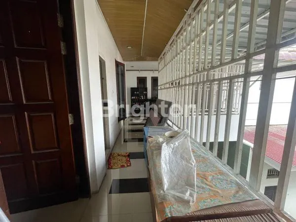 image RUMAH SULTAN SANGAT LUAS DAN ELITE DI MEDAN BARAT (8)