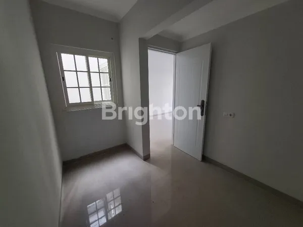 image RUMAH BARU GRESS LEBAK INDAH REGENCY KONSEP SCANDINAVIAN (8)