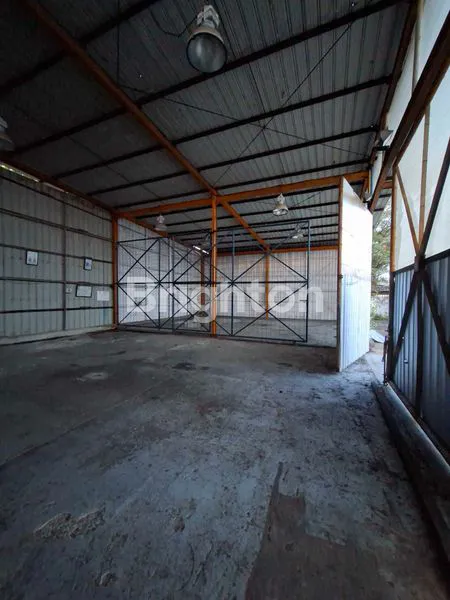 image GUDANG STRATEGIS PINGGIR JALAN BESAR DI MULAWARMAN (8)