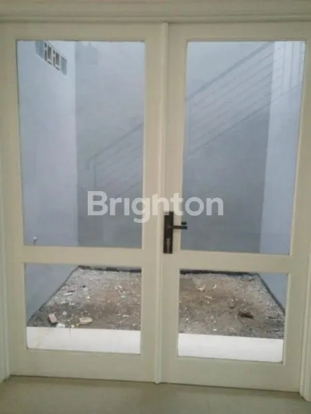 image RUMAH BARU CANTIK DI BANJAR WIJAYA TANGERANG (8)