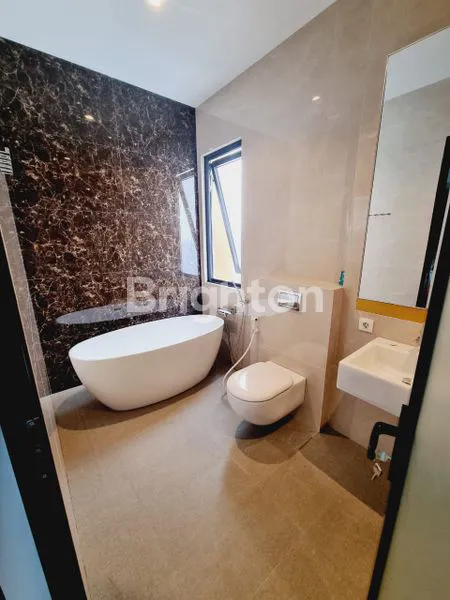 image RUMAH BARU 2 LANTAI SIAP HUNI PANGKALAN ASEM (4)