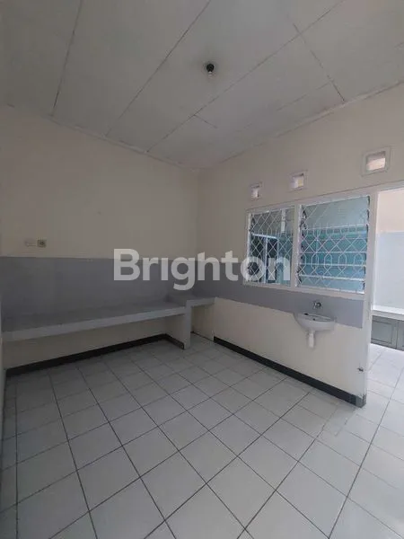 image DISEWAKAN RUMAH LUAS DI BALIKPAPAN BARU (8)