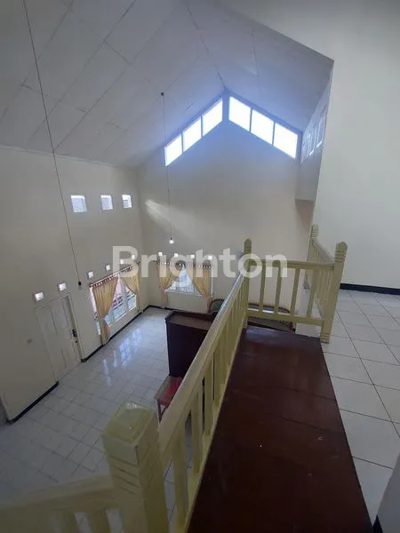 image DISEWAKAN RUMAH LUAS DI BALIKPAPAN BARU (2)