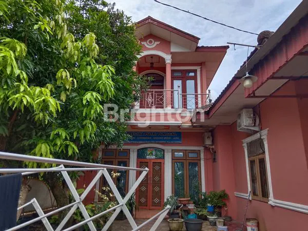image RUMAH LUAS DAN MEWAH DI JALAN SAKURA 3 MEDAN TUNTUNGAN (5)