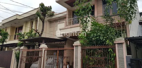 image RUMAH 2 LANTAI, LOKASI TENANG & NYAMAN (1)