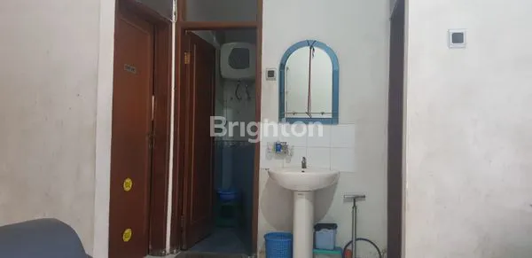 image RUMAH 2 LANTAI, LOKASI TENANG & NYAMAN (3)