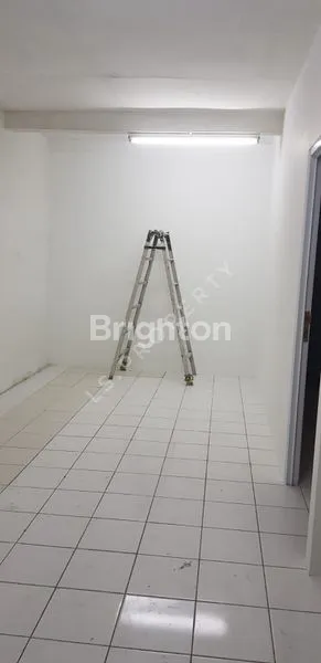 image RUMAH 2 LANTAI, LOKASI TENANG & NYAMAN (8)