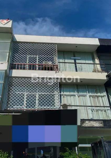 image RUKO 3 LANTAI BARU SELESAI RENOVASI TINGGAL DI PAKAI DI SANUR (1)