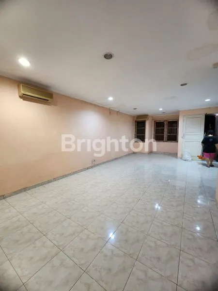 image DIJUAL RUMAH CLUSTER AMAN DI KELAPA GADING (5)