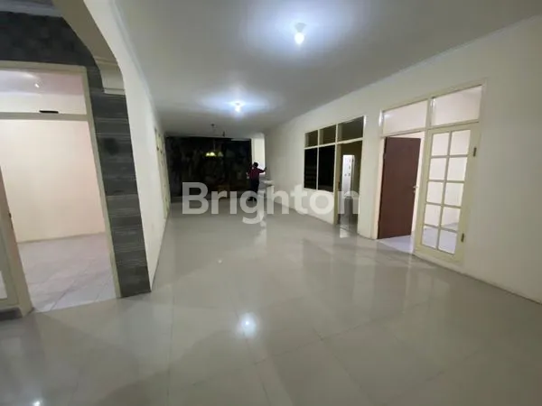 image RUMAH 1 LANTAI DI JALAN SUKABAKTI, PUSAT KOTA SUKASARI TANGERANG (7)
