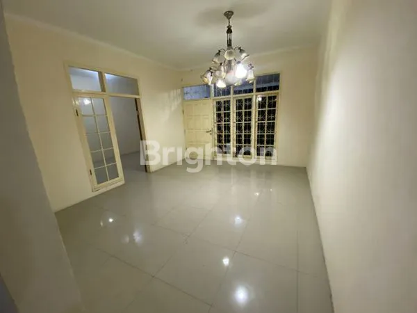 image RUMAH 1 LANTAI DI JALAN SUKABAKTI, PUSAT KOTA SUKASARI TANGERANG (3)