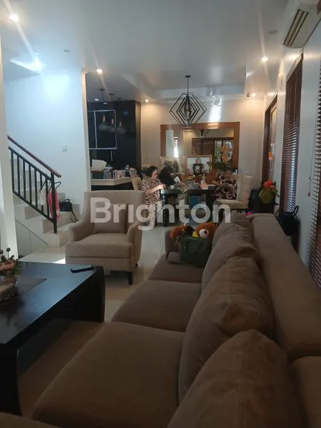 image RUMAH CLUSTER 2 LANTAI SEMIFURNISH AREA PANJER,RENON (2)