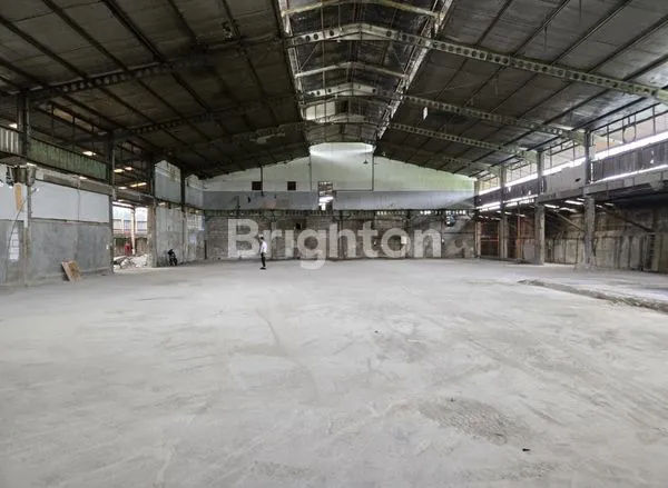 image GUDANG DAAN MOGOT LB 767 AKSES CONTAINER 40 FEET DEKAT PINTU TOL CENGKARENG (2)