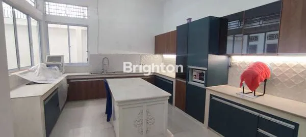 image RUMAH MEWAH 5KT FULL FURNISH DI SUDIRMAN CITY SQUARE PEKANBARU (3)