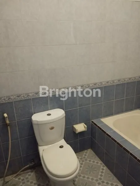 image DIJUAL RUMAH 2 LANTAI MUDING KEROBOKAN (6)