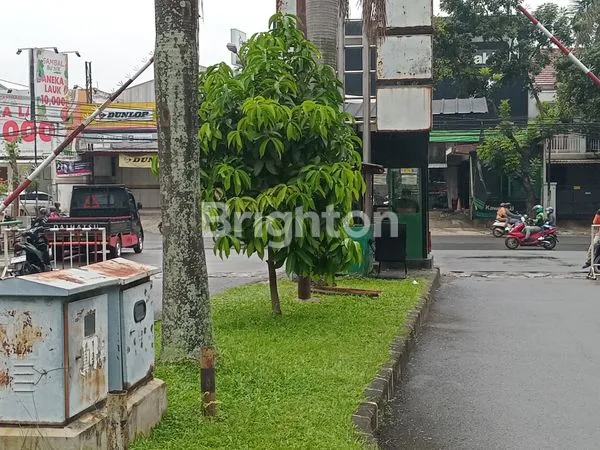 image RUKO 2.5 LANTAI MURAH STRATEGIS TERAWAT BAIK BINTARO (4)