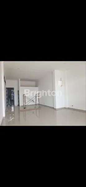 image TURUN HARGA GUDANG JALAN RAYA UTAMA DOUBLE WAY KRIAN (3)