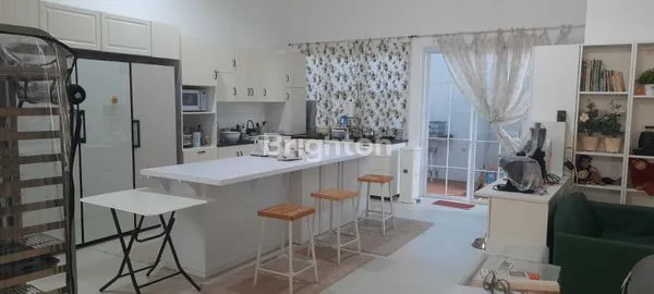 image RUMAH CLASSIC VILLA TAMARA  (5)