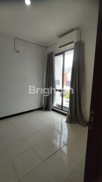 image RUMAH DI SEPATAN TANGERANG JAYA IMPERIAL PARK (8)