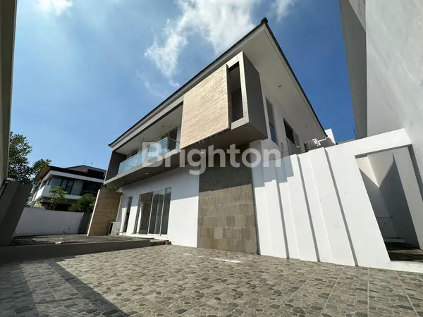 image RUMAH HOOK 2LANTAI SIAP DIHUNI. SELANGKAH DARI KAMPUS ITS, GALAXY MALL, ARAYA (1)