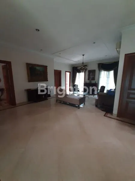 image RUMAH MEWAH SUNTER AGUNG PODOMORO JAKARTA (4)